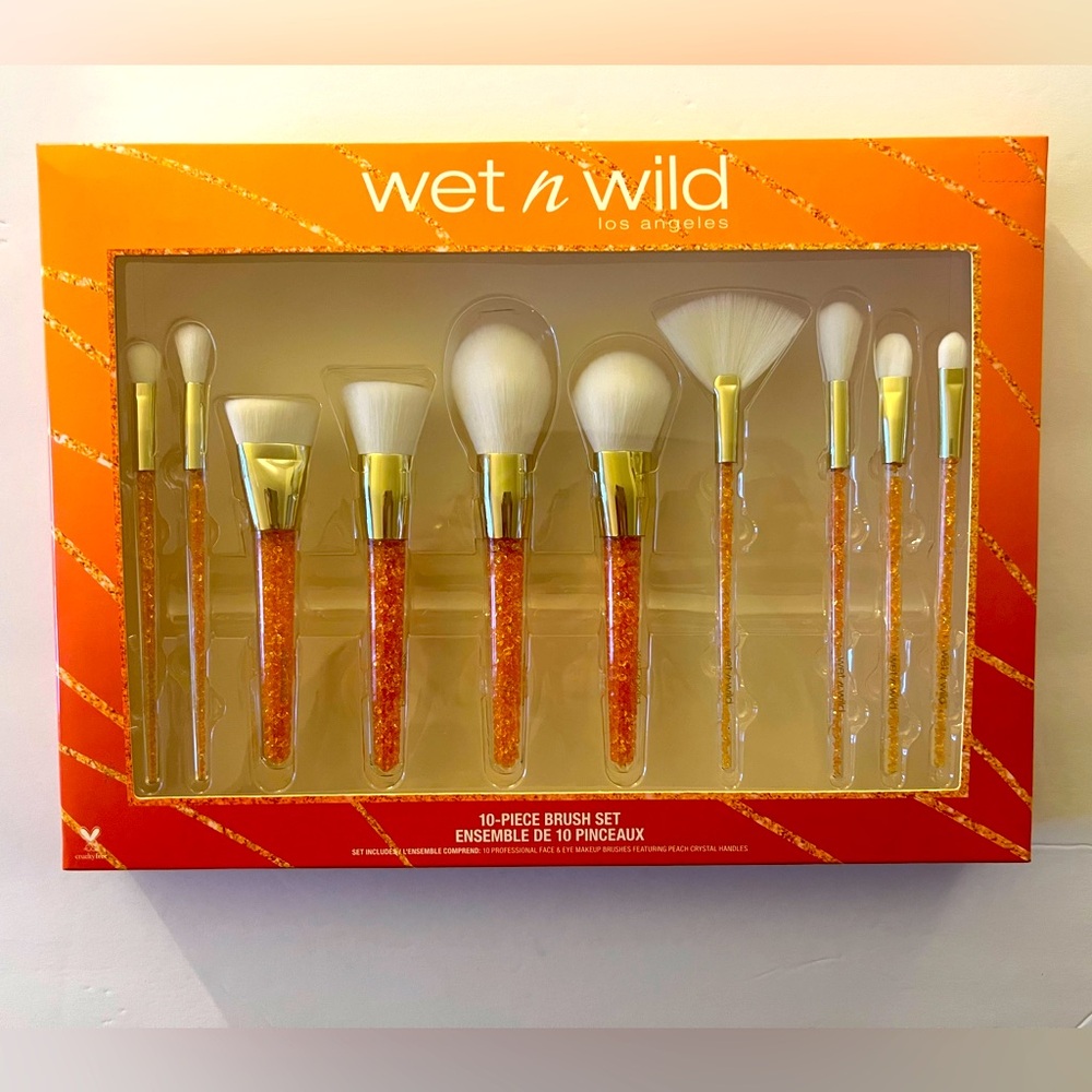 NIB Wet n Wild 10 Piece Makeup Brush Set